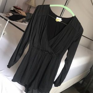 Alice & UO black satin romper XS